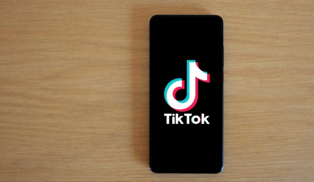 Produk-yang-Dapat-Membantu-Meningkatkan-Kesuksesan-di-TikTok